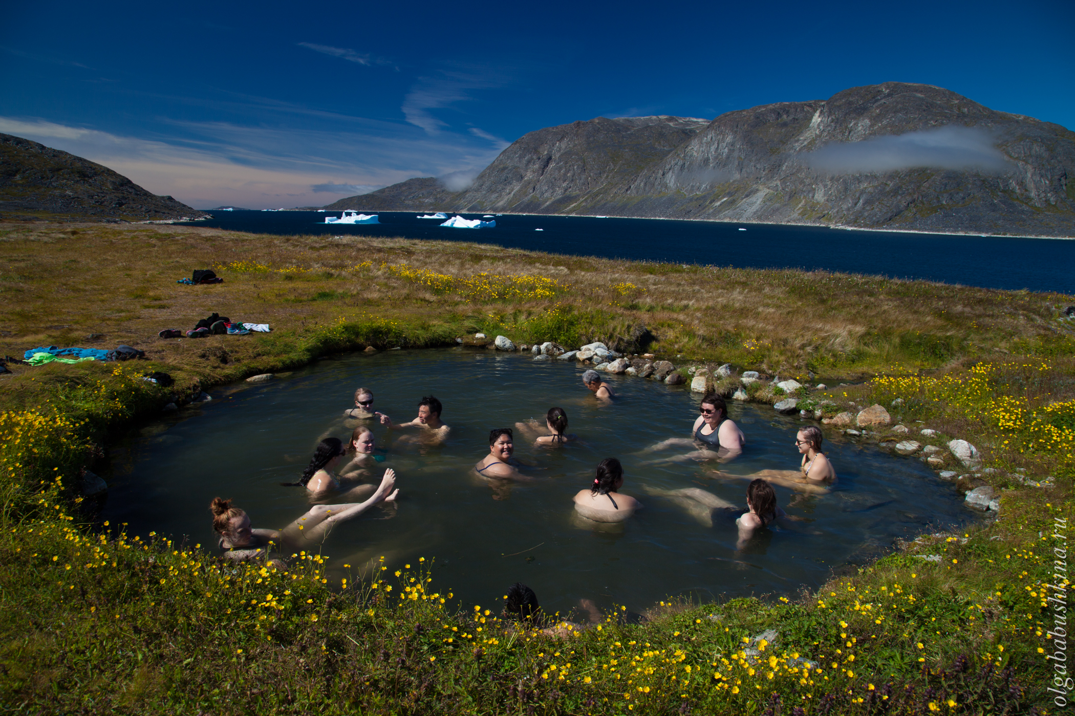 Что можно не брать в исландию. Голубая Лагуна (Гриндавик, Исландия). Гренландия термальные источники. Азорские острова термальные источники. Исландия озеро Лаунгисьоур.