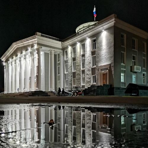 Дворец культуры химиков дзержинск. Дкх дзержинск осенью. Дкх касса. Дкх касса. Дкх касса.