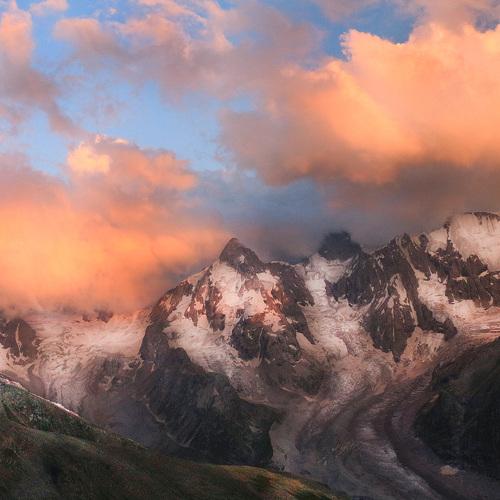 Джан Туган Фото Алеканово Официальный