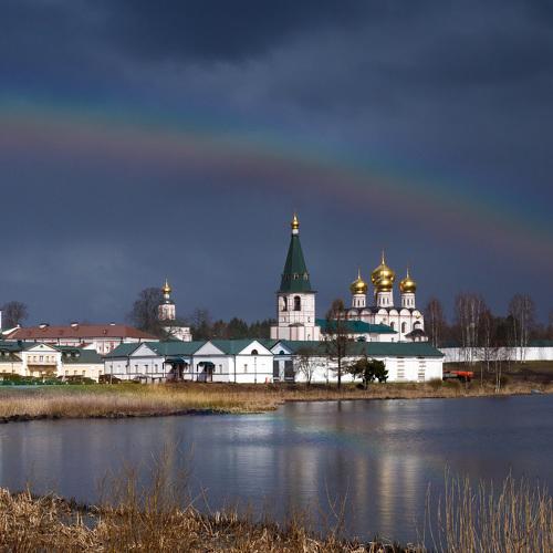 Собор Валдайского Иверского монастыря