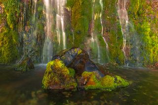 Стена водопадов, о. Итуруп, Курильский архипелаг, Охотское море, Сахалинская область