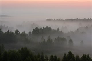 Августовский восход в тумане