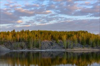 Майский восход на озере (водохранилище)