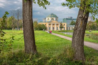 Прогулка в осеннем парке Александрино