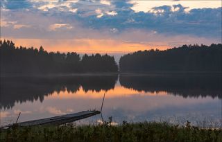 Солнце ушло, смеркается.