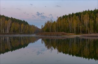 Сентябрьский рассвет на озере