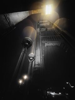 Pillar1 b&w