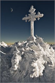 снежный крест