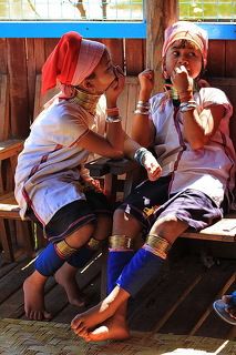 Девочки из племени падаунов