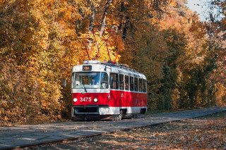 Тот же модернизированный трамвай Tatra-T3. Красный цвет у этих трамваев исторический.