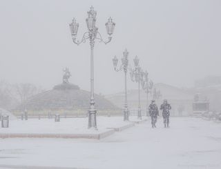 На службе