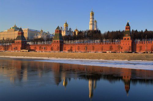 О кремле, речке, красоте и банальности