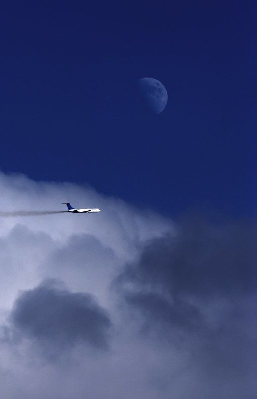 самолет, луна \