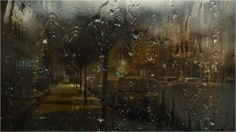 foto liubos, вечер, дождь, улица, город, германия, бранденбург .. а за окном, то снег... то дождь...photo preview
