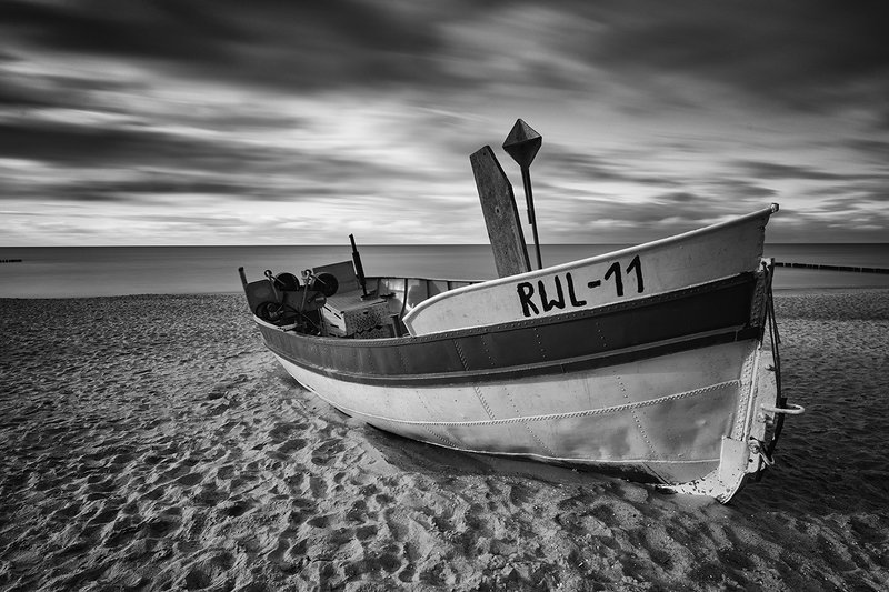 fishing boat, sea, black and white, sky, clouds, long exposure After the Huntphoto preview