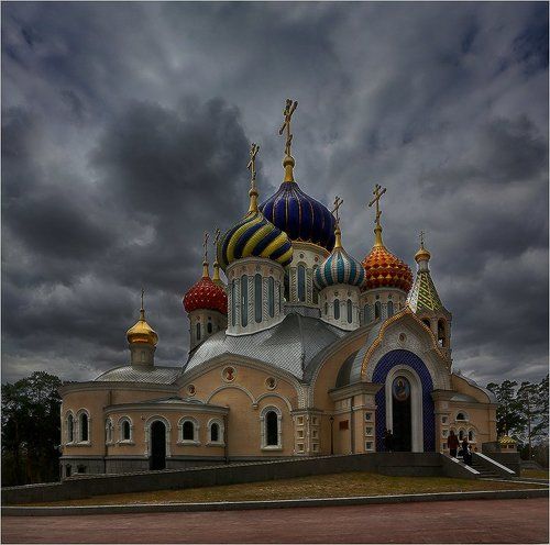 Храм святого благоверного великого князя Игоря Черниговского и Киевского в Переделкино