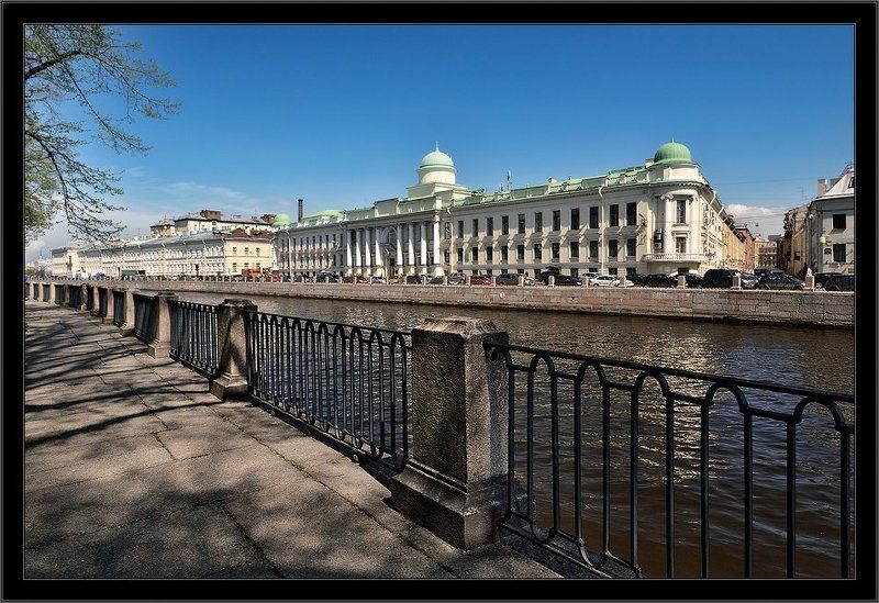 петербург, центр, фонтанка, чб Простая питерская открытка с Фонтанкиphoto preview