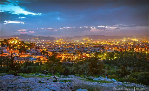 Вид с горы Ареопаг в Афинах