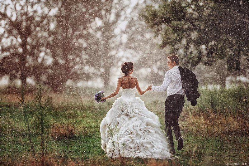 Wedding in the rainphoto preview