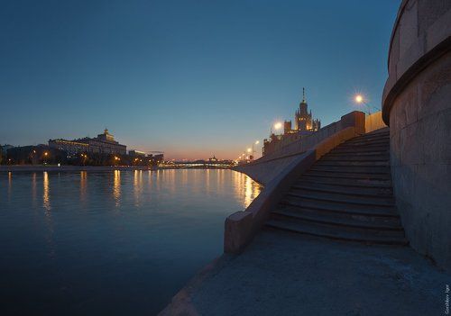 Летняя ночь на Москва-реке