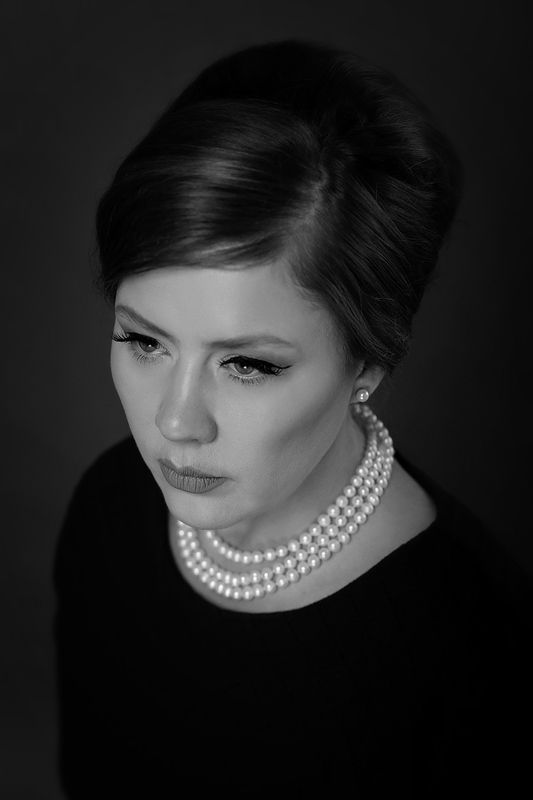 портрет ретро черно-белое женский портрет В стиле 60хphoto preview