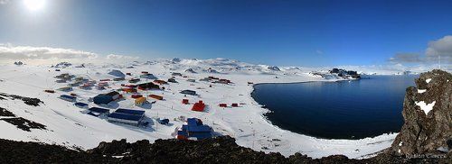 Антарктическая деревня