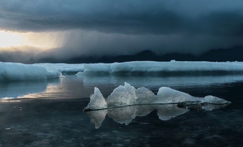 байкал, лёд, пролив, малое, море Айсберги бывают разнымиphoto preview