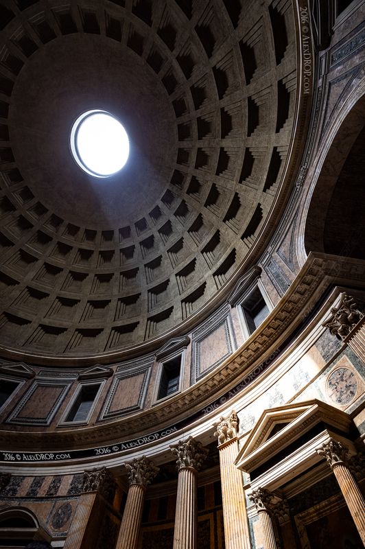 Где обитают Боги / The Pantheon dome
