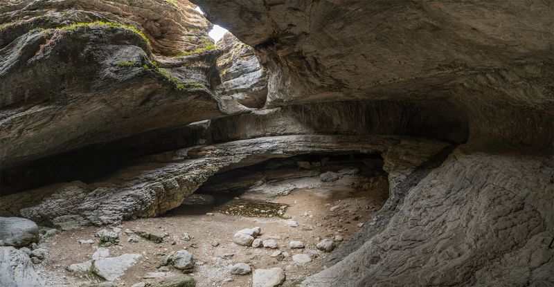 Пещера салтинского водопада,Дагестан.