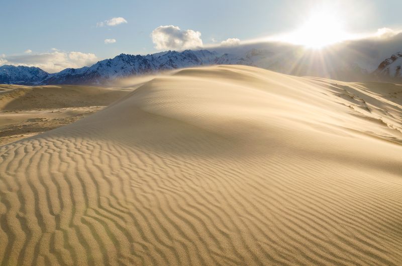Чарские пески, Кодар песочные тениphoto preview