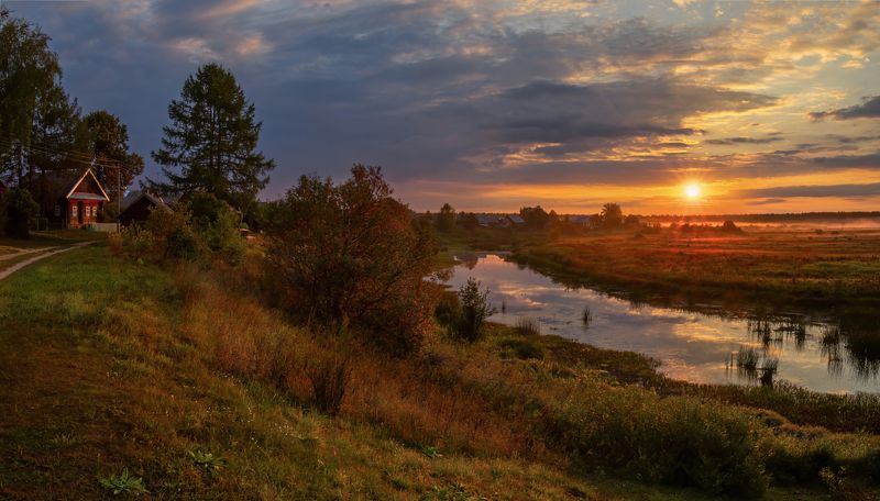 рассвет, деревня, солнце, река, лето рассвет в русской глубинкеphoto preview