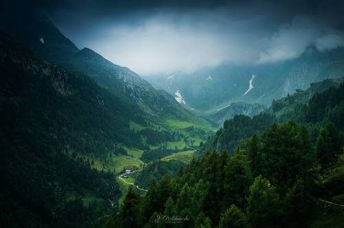 Rainy day in the Alps