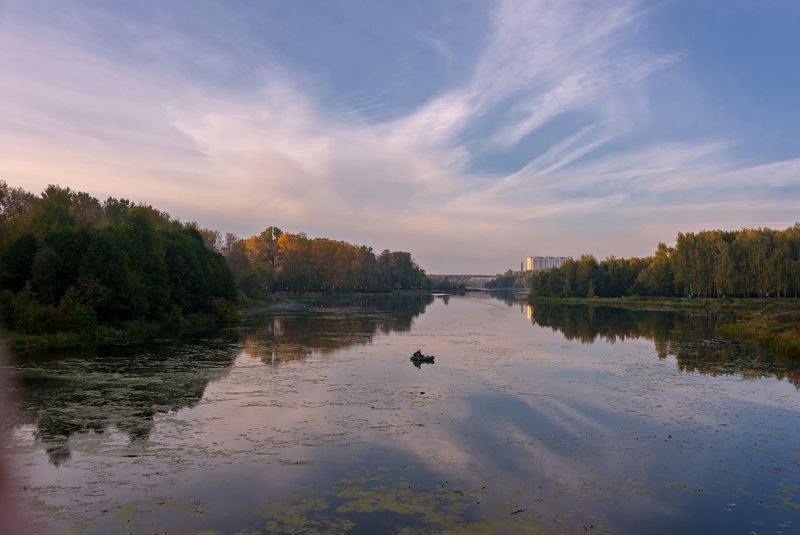 Осеннее утро на реке Пехорке