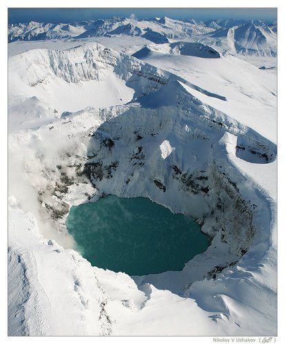 Над кратером Горелого (зимняя)