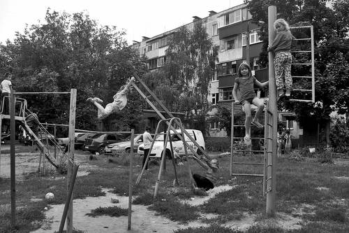 Детская площадка во дворе. 2011