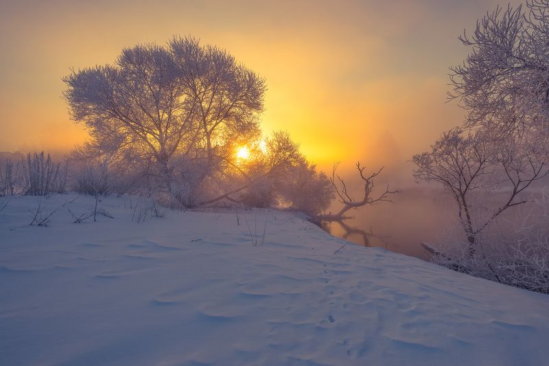 зима, рассвет, мороз, туман Миг рассветаphoto preview
