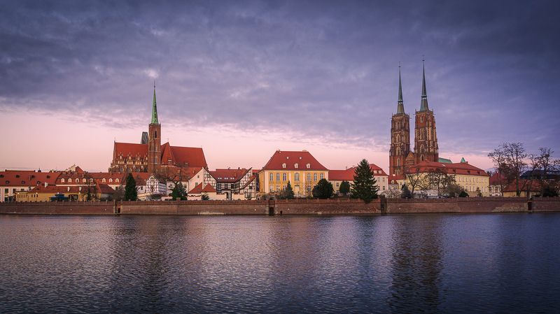 wroclaw, poland, ostrow tumski, river, odra, panorama Wrocław, Ostrów Tumskiphoto preview