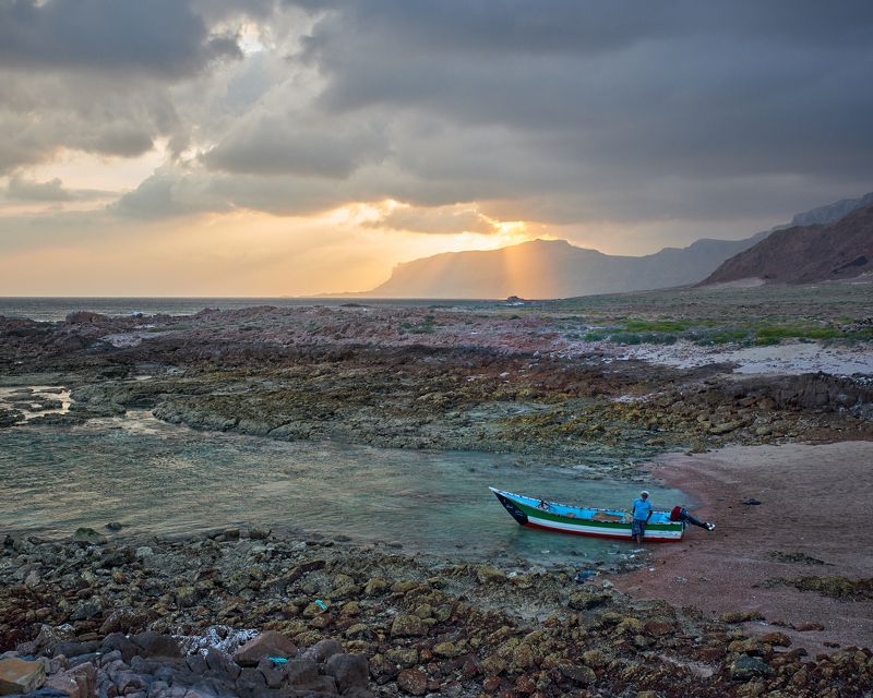 Picture of Socotra: Fishing boat