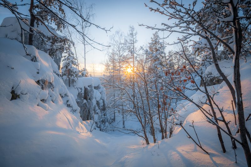 зима скалы горы урал пейзаж Морозное сияниеphoto preview