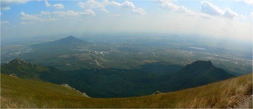 Вид Пятигорска с горы Бештау