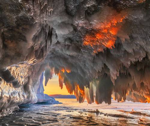Байкальская пещера.