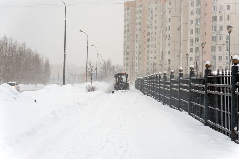 Завалило Москву снегом