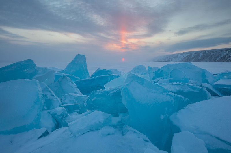 Закат среди льдов