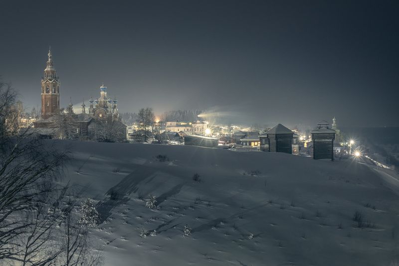 зима, январь,чердынь, церковь, огни, снег, мороз, ночь, холод, пермь Зимняя ночь над Чердыньюphoto preview