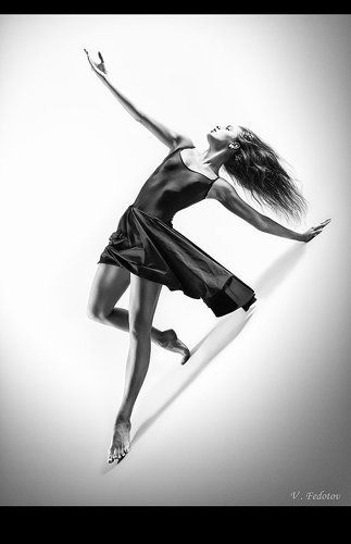 Танцевальные этюды на плоскости с переменным углом отражения ...