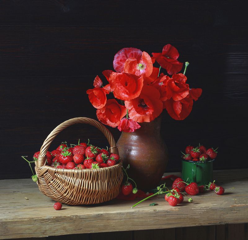 натюрморт, фотонатюрморт, лето, ягода, клубника, маки, цветы, наталья казанцева Красноеphoto preview