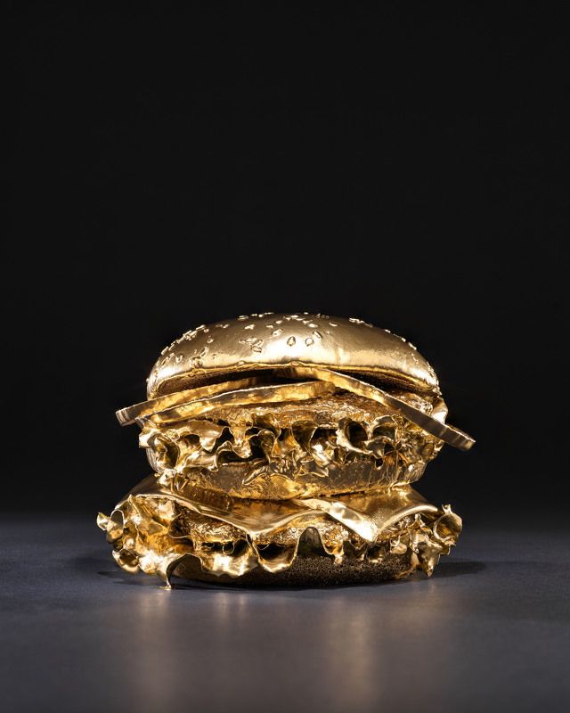 gold, burger, studio, hasselblad, black background, food Gold reservephoto preview
