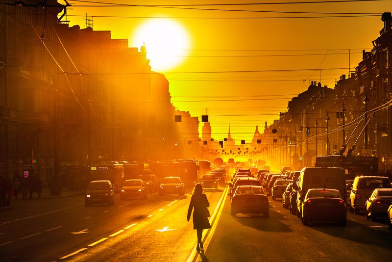 апрельский закат на Невском проспекте...photo preview