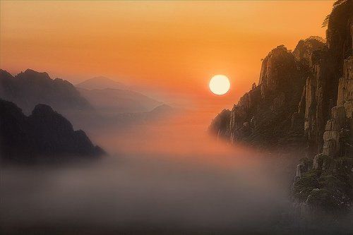 Восход в горах Хуаншань