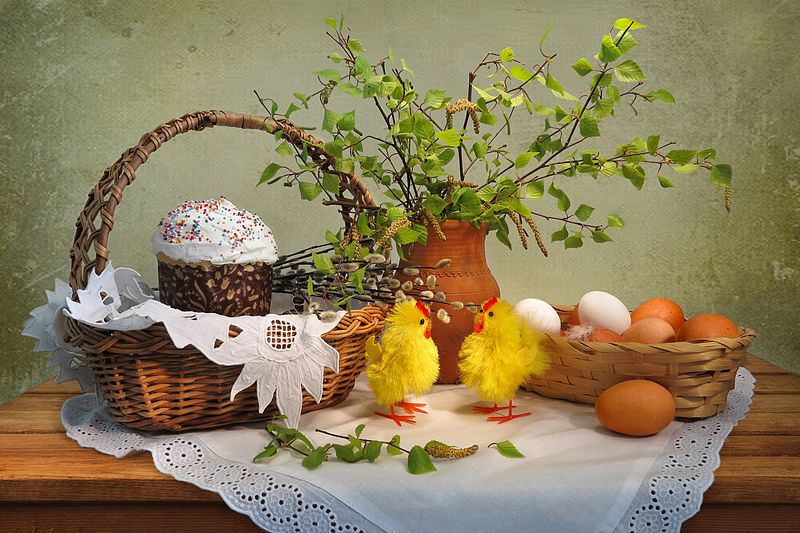 праздник,пасха,корзина,яйца,веточки березы,кувшин,салфетка,цыплята С праздником Светлой Пасхи!photo preview